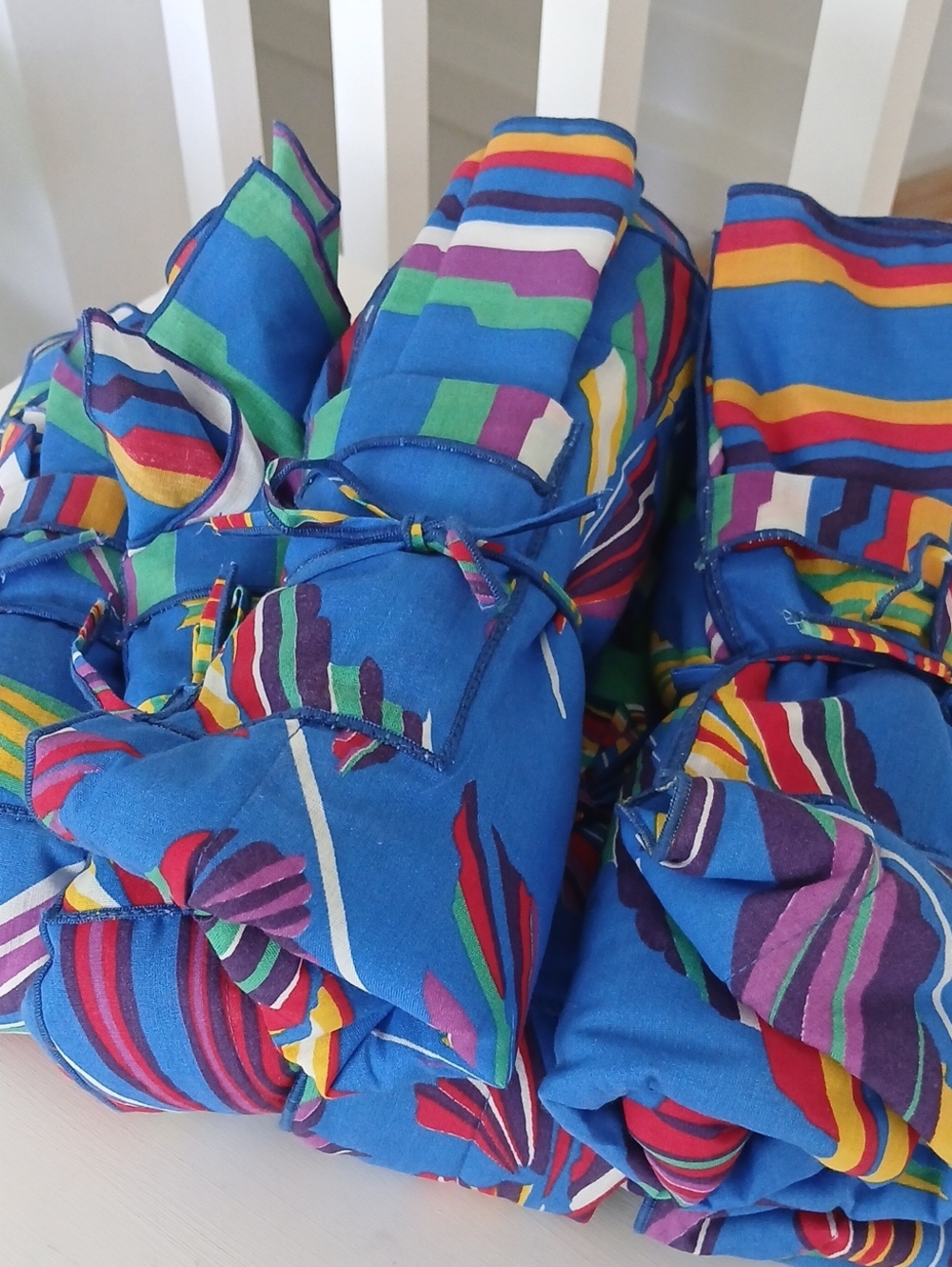 Tropical Leaves Placemats Napkin In Pocket Set of 6 Blue Red Yellow